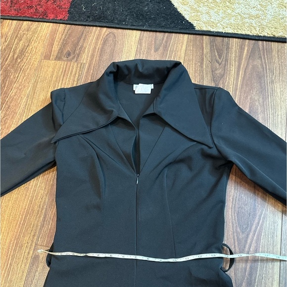 Fun sexy jumpsuit - Picture 6 of 10